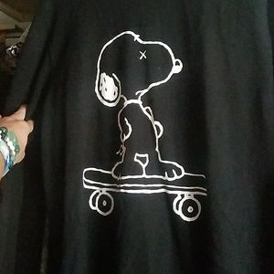 UNIQLO Kaws X Peanuts sweatshirt